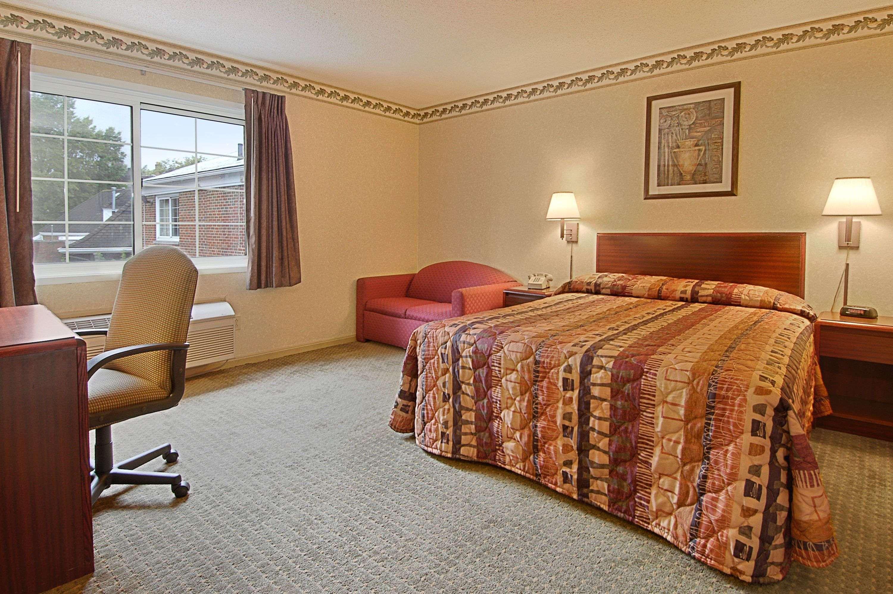 Days Inn By Wyndham Cleveland Lakewood Exterior foto