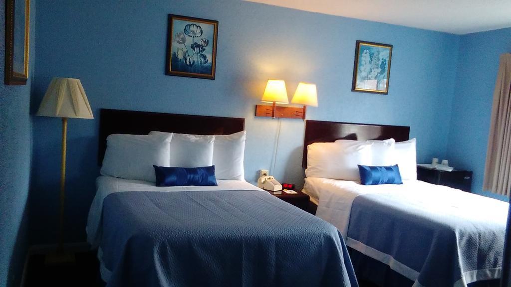 Days Inn By Wyndham Cleveland Lakewood Exterior foto