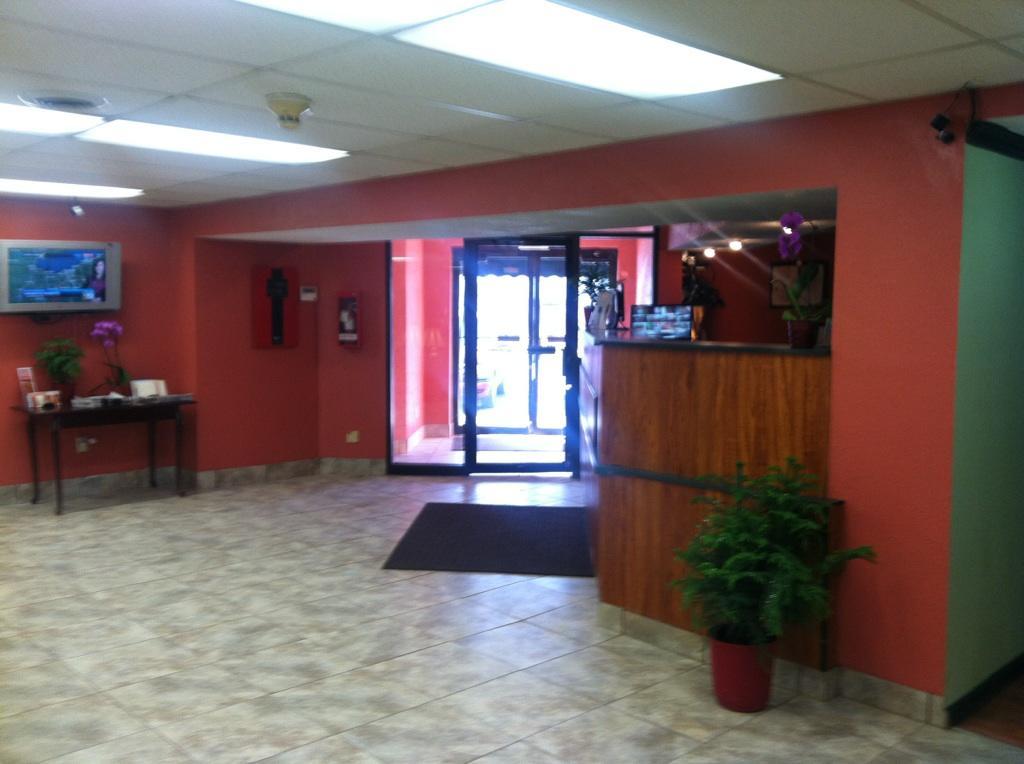 Days Inn By Wyndham Cleveland Lakewood Exterior foto